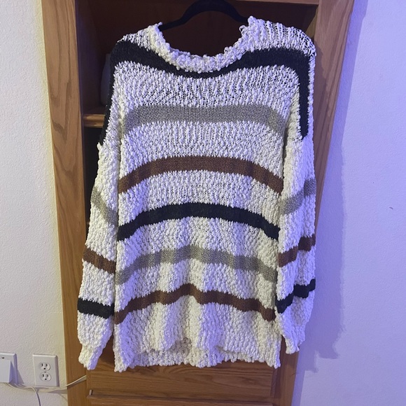 Women’s sweater - Picture 1 of 1